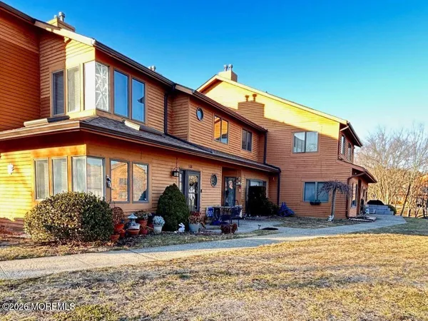 $2,500 | 112 Northrup Drive, Unit 156, Brick, NJ 08724