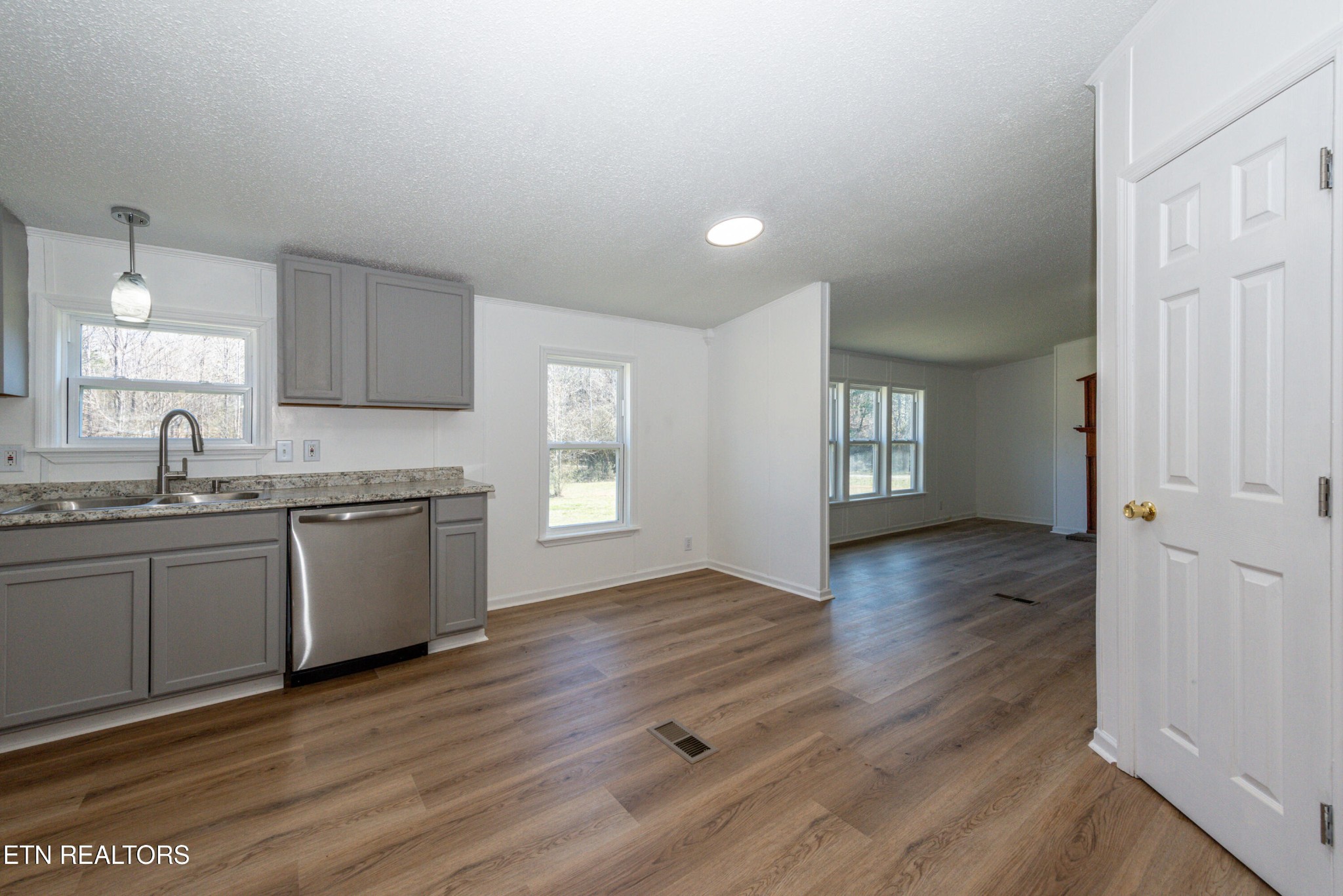 231 Baker Farm Road Tellico Plains, TN 37385 - Photo 12 of 32 Gallery Image 12