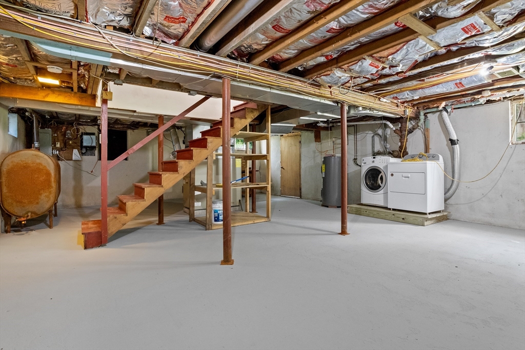 4 Meadowbrook Road Dover, MA 02030 - Photo 21 of 27 Gallery Image 21