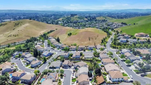 $999,999 | 2335 Fairview Place, Fairfield, CA 94534