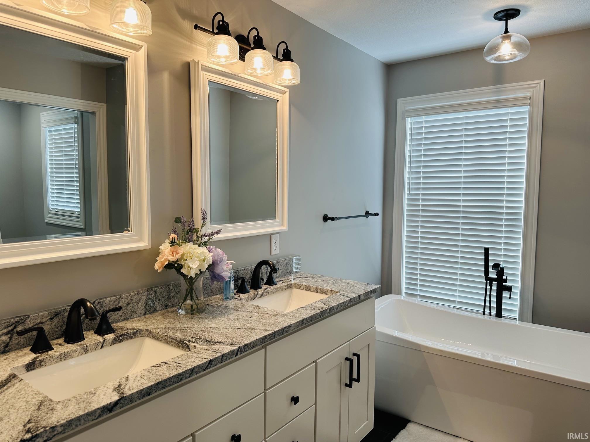 1612 North Shr Drive Rochester, IN 46975 - Photo 17 of 32