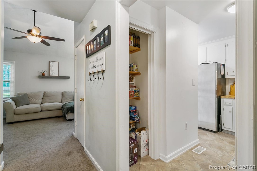 11819 Harcum Road Gloucester, VA 23061 - Photo 4 of 31 Gallery Image 4