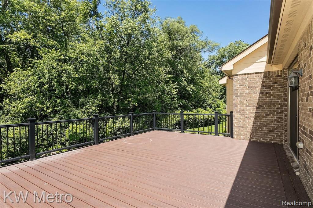 3795 Somerset Circle Rochester Hills, MI 48309 - Photo 40 of 43