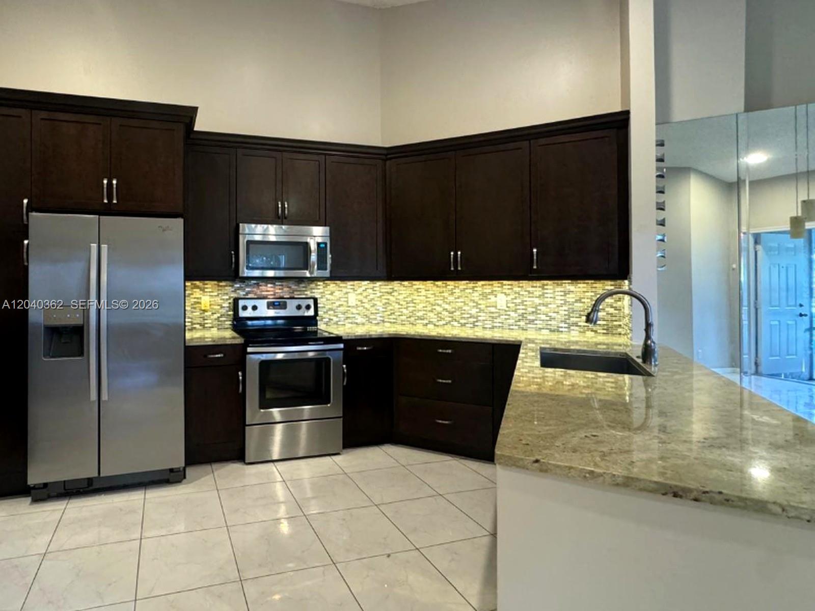 9238 Vineland Court, Unit G Boca Raton, FL 33496 - Photo 9 of 12