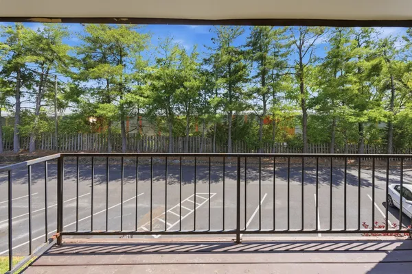 $179,000 | 420 Walton Lane, Unit K60, Madison, TN 37115