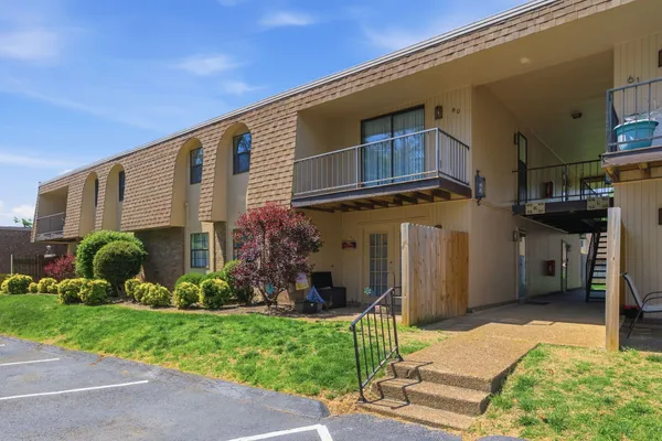 $179,000 | 420 Walton Lane, Unit K60, Madison, TN 37115