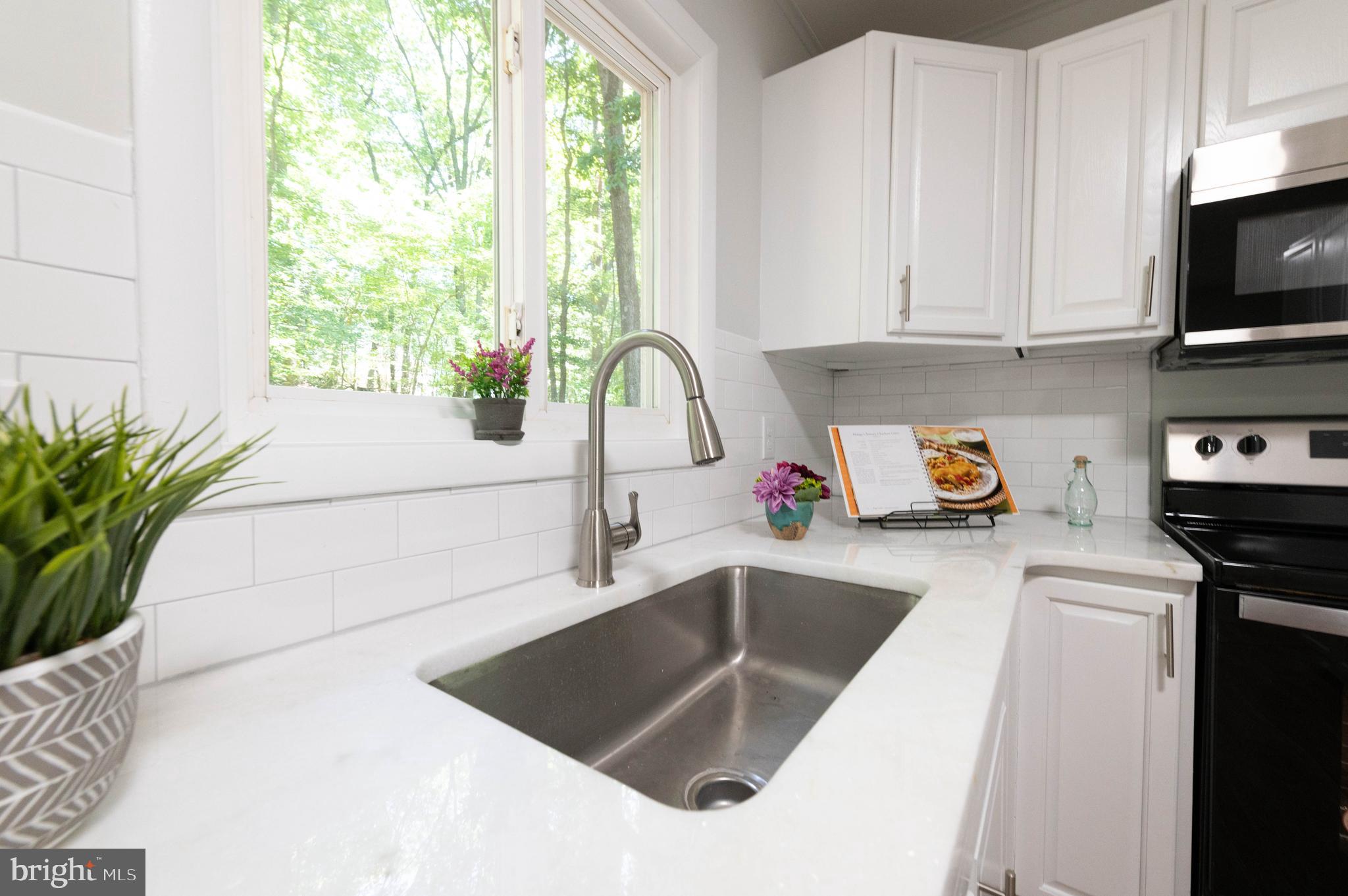 325 Misty Patch Road Coatesville, PA 19320 - Photo 4 of 23 Gallery Image 4
