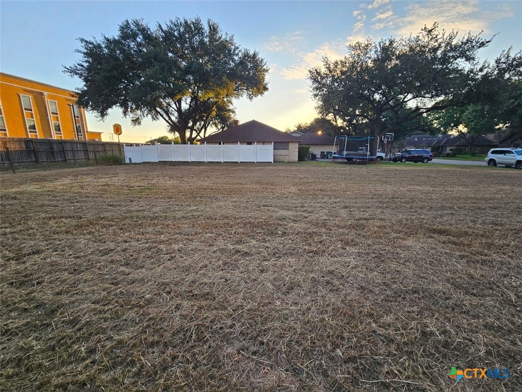 206 Masters Drive Victoria, TX 77904 - Photo 6 of 9
