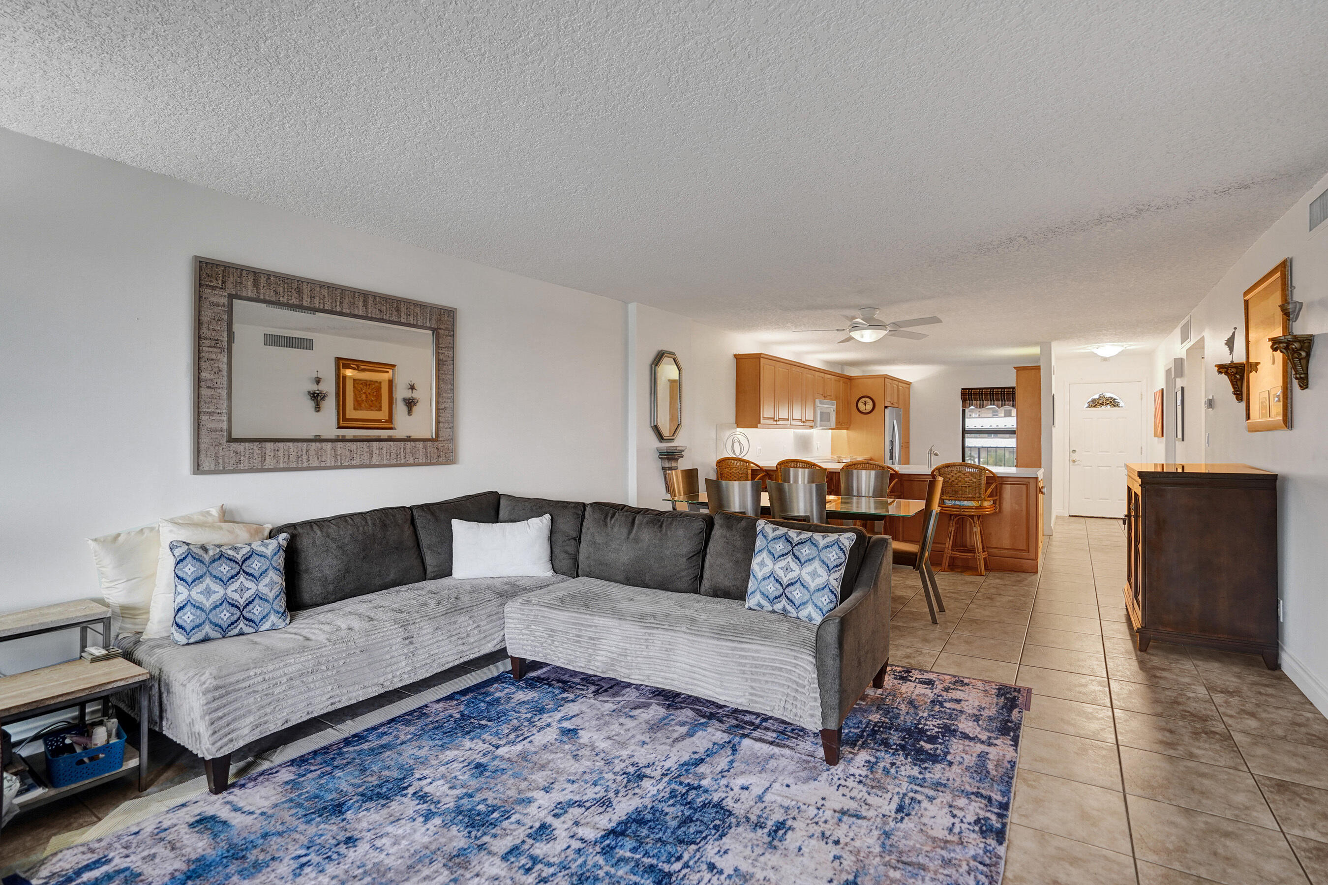 1627 Riverview Road, Unit 410 Deerfield Beach, FL 33441 - Photo 31 of 56 DSC07119