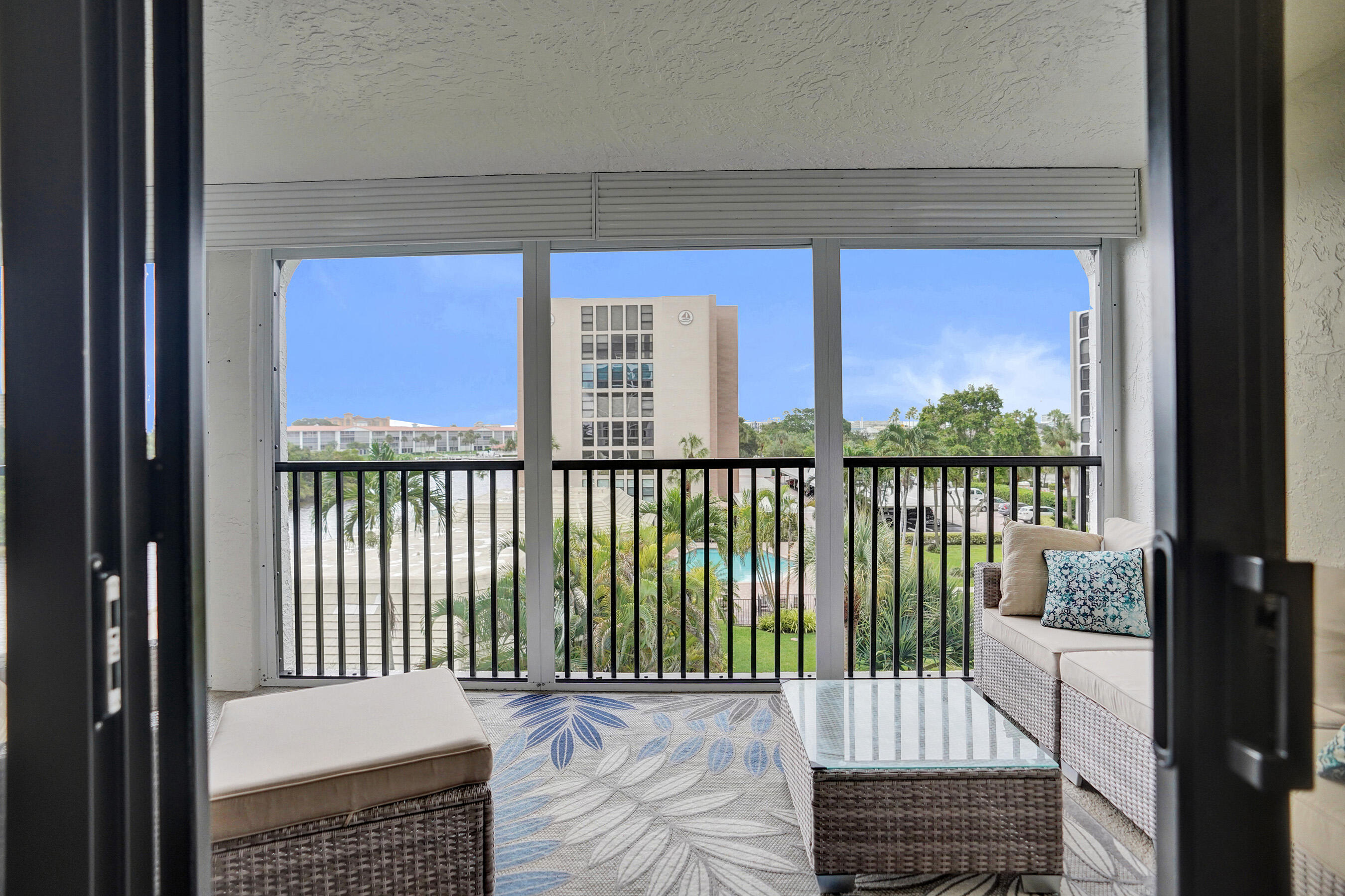 1627 Riverview Road, Unit 410 Deerfield Beach, FL 33441 - Photo 33 of 56 DSC07125