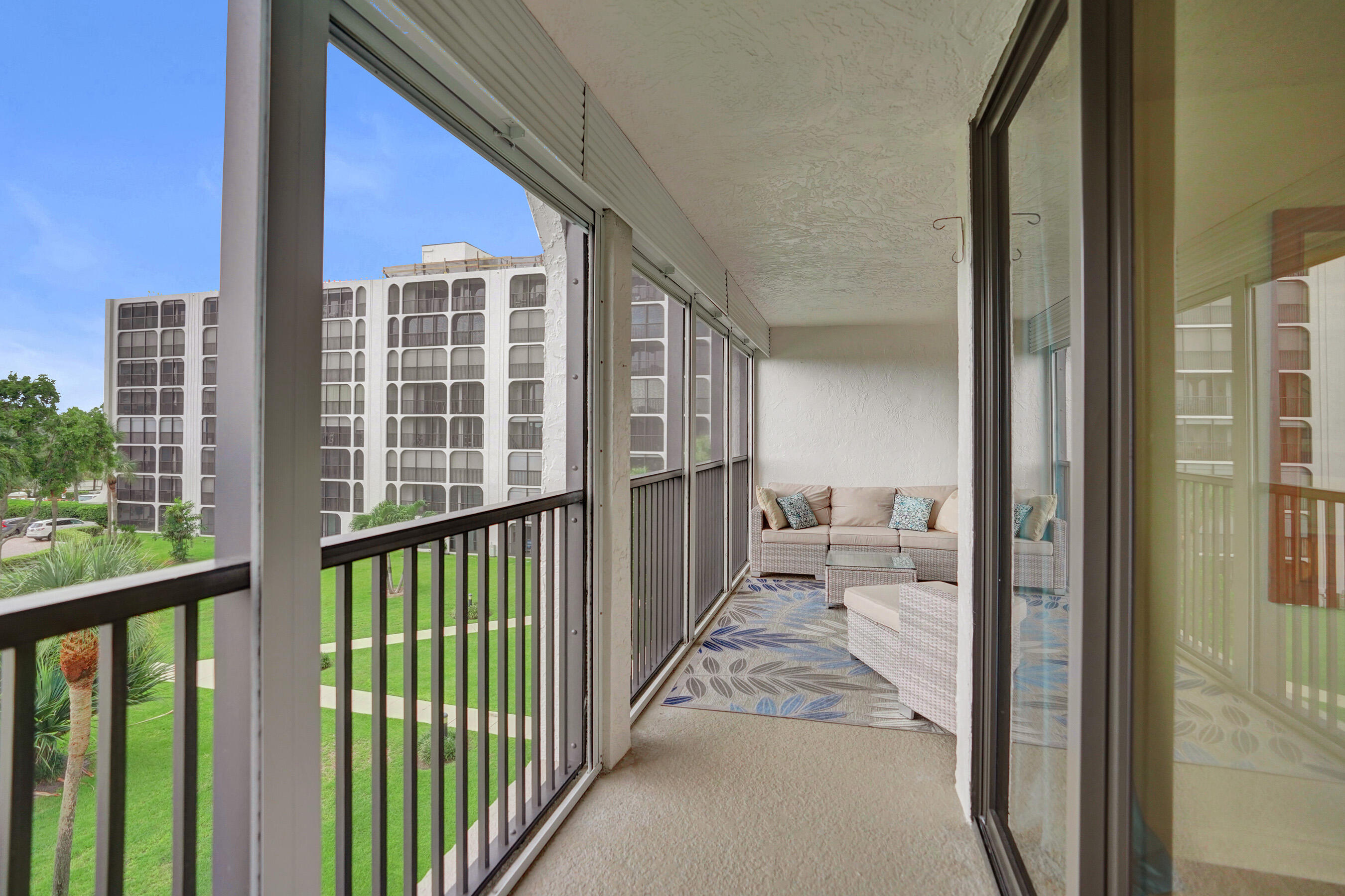 1627 Riverview Road, Unit 410 Deerfield Beach, FL 33441 - Photo 36 of 56 DSC07140