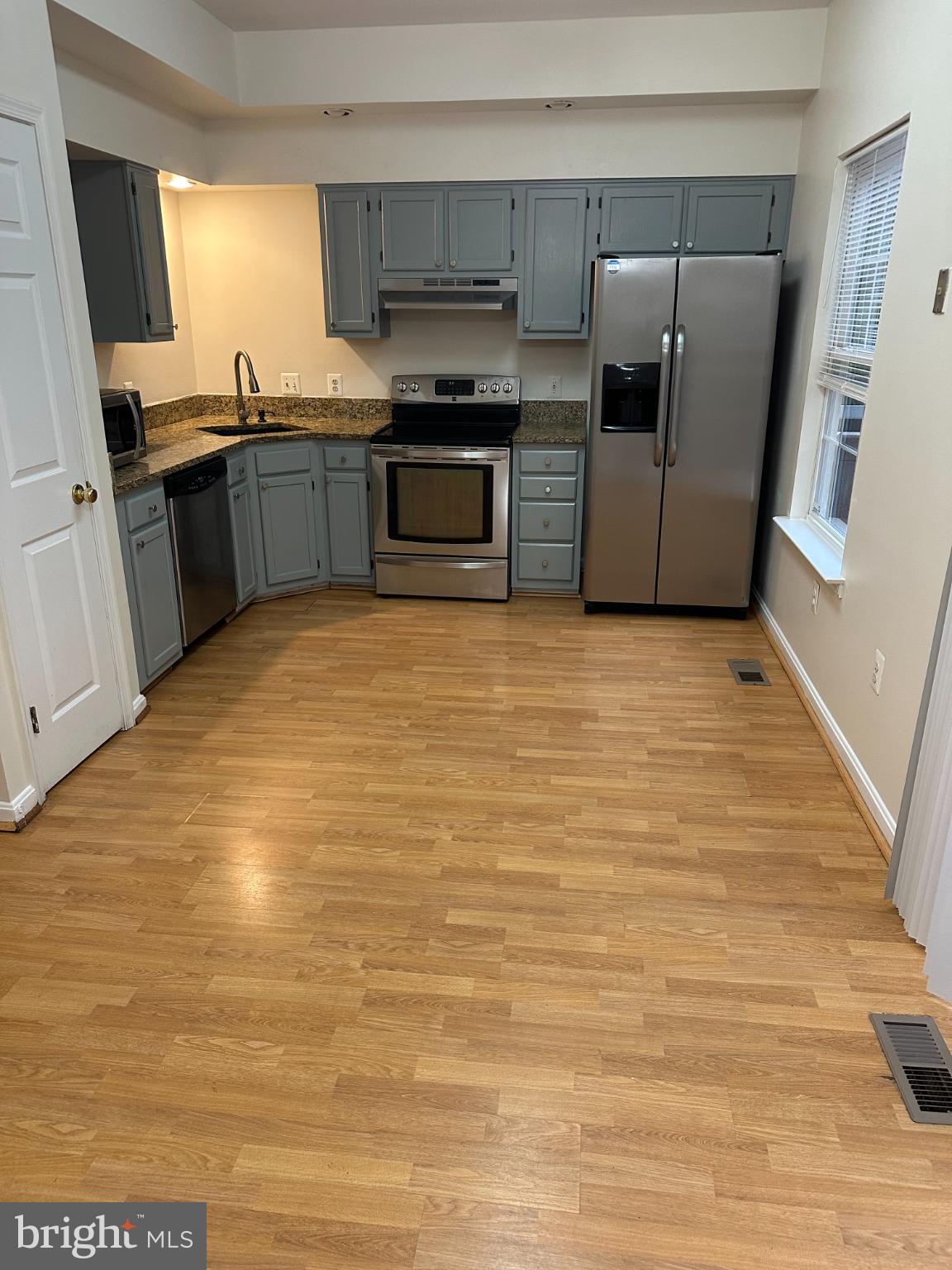 11130 Hollowbrook Road Owings Mills, MD 21117 - Photo 4 of 27 Modern kitchen with sleek finishes.