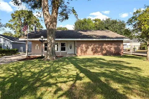 $389,000 | 89 Haroleans Street, Harahan, LA 70123