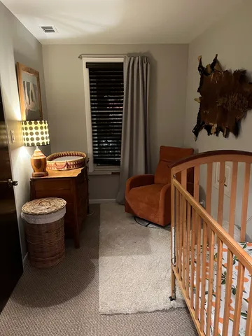 $1,900 | 4128 North Lincoln Avenue, Unit 2R, Chicago, IL 60618