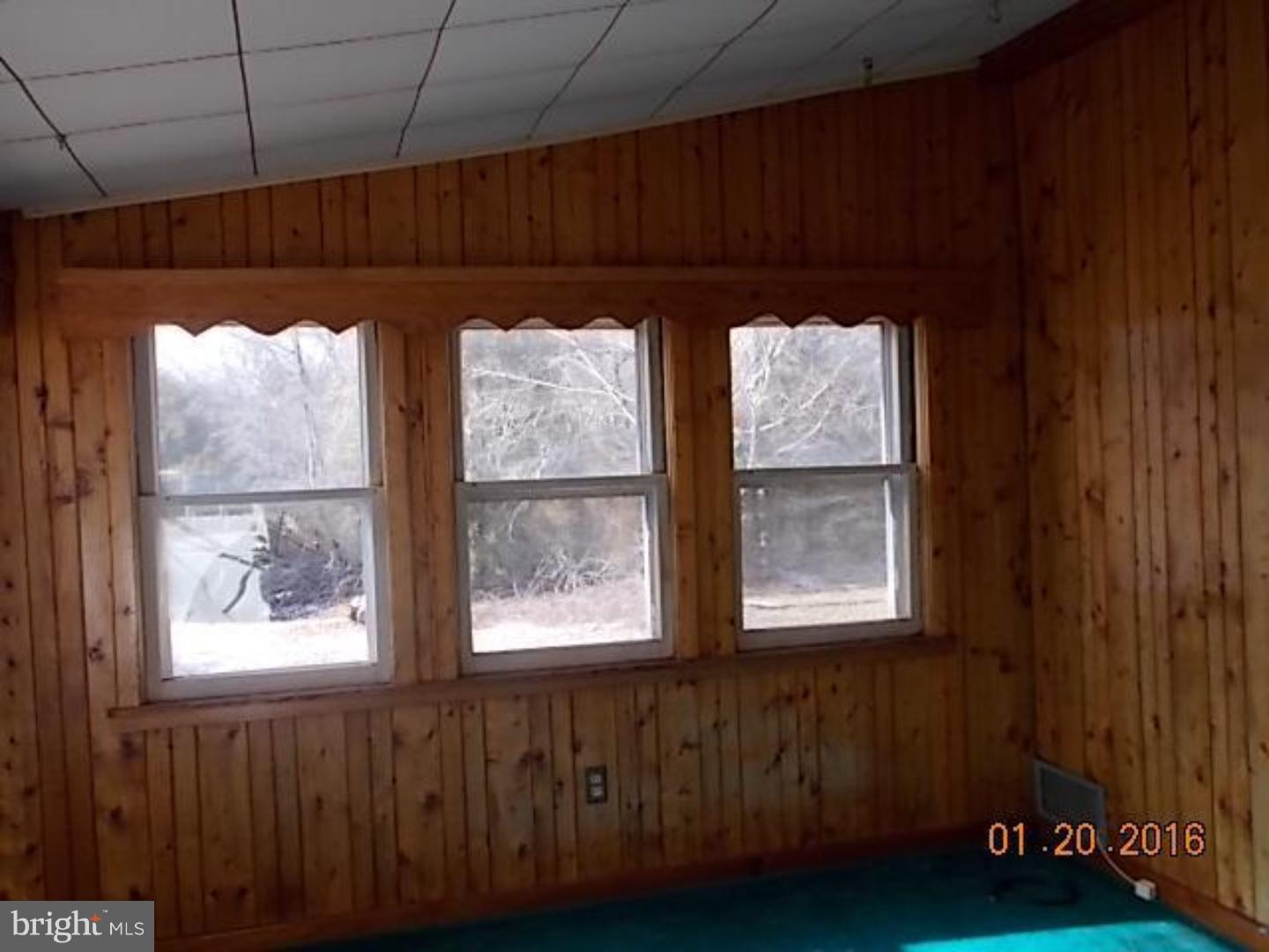 880 Raritan Avenue Atco, NJ 08004 - Photo 3 of 11 Gallery Image 3