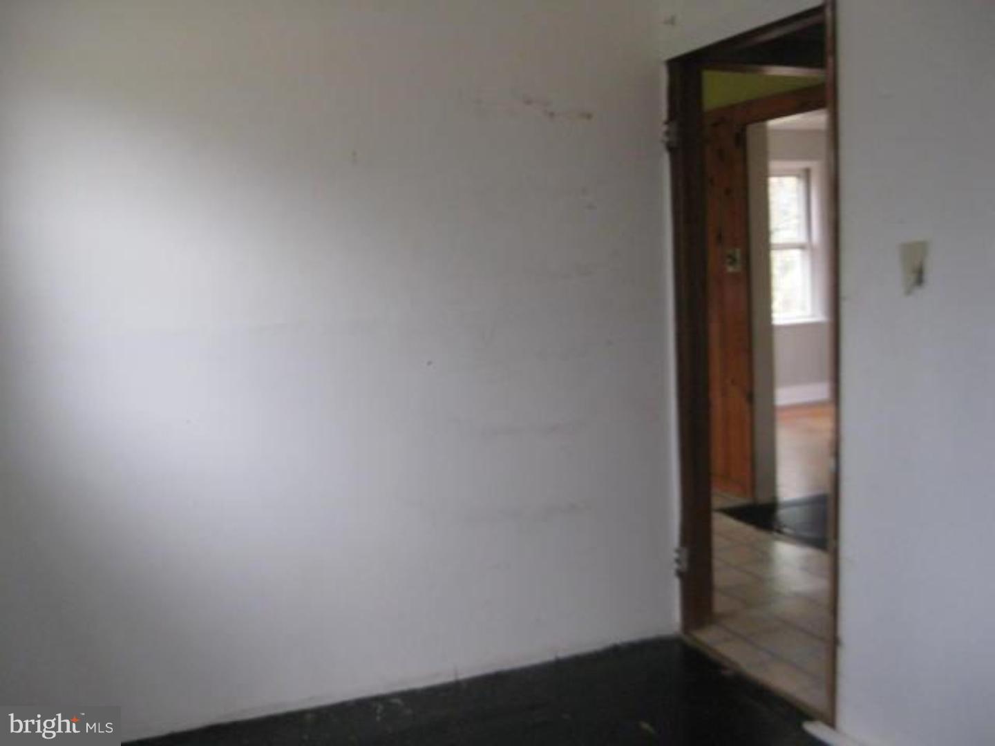 880 Raritan Avenue Atco, NJ 08004 - Photo 8 of 11 Gallery Image 8