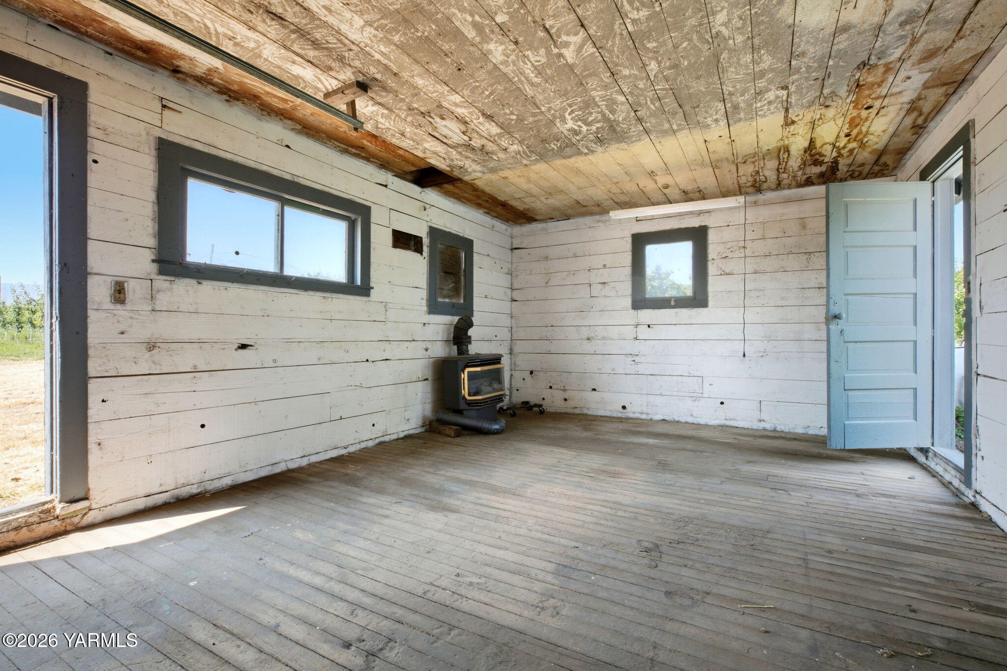 1660 Thompson Road Cowiche, WA 98923 - Photo 27 of 27 Detached Garage