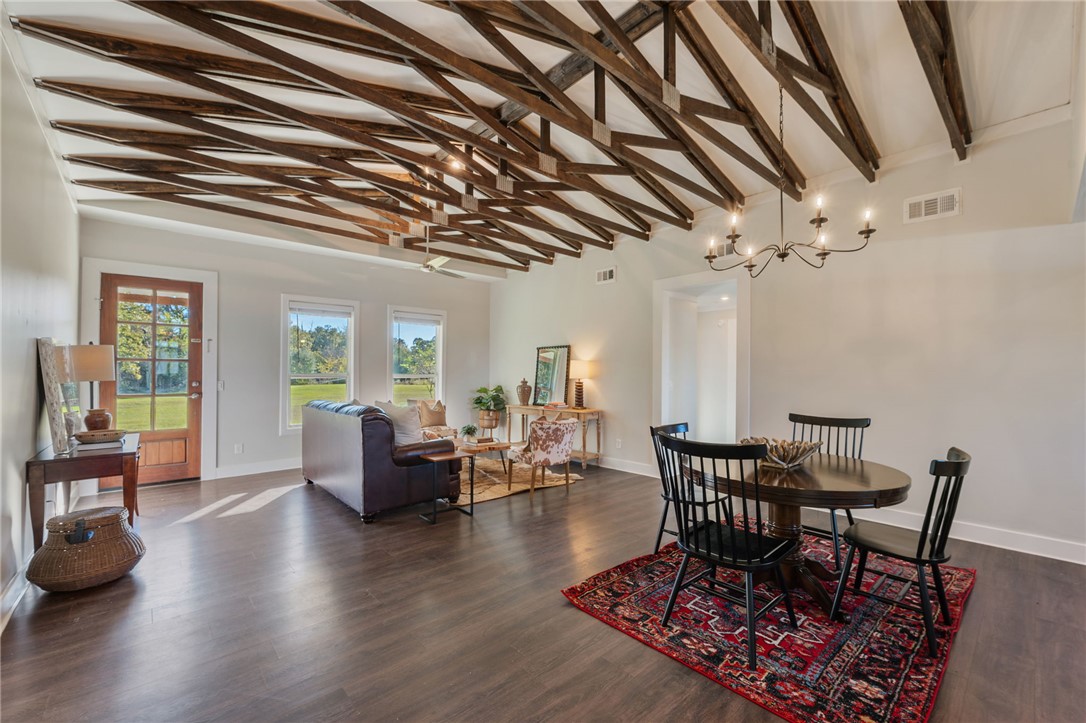 11688 Long Trussel Road Bryan, TX 77808 - Photo 6 of 29 a living room with furniture