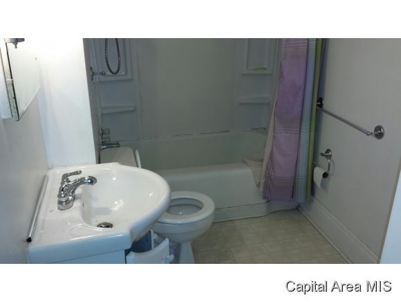 822 South MacArthur Boulevard Springfield, IL 62704 - Photo 11 of 14 Gallery Image 11
