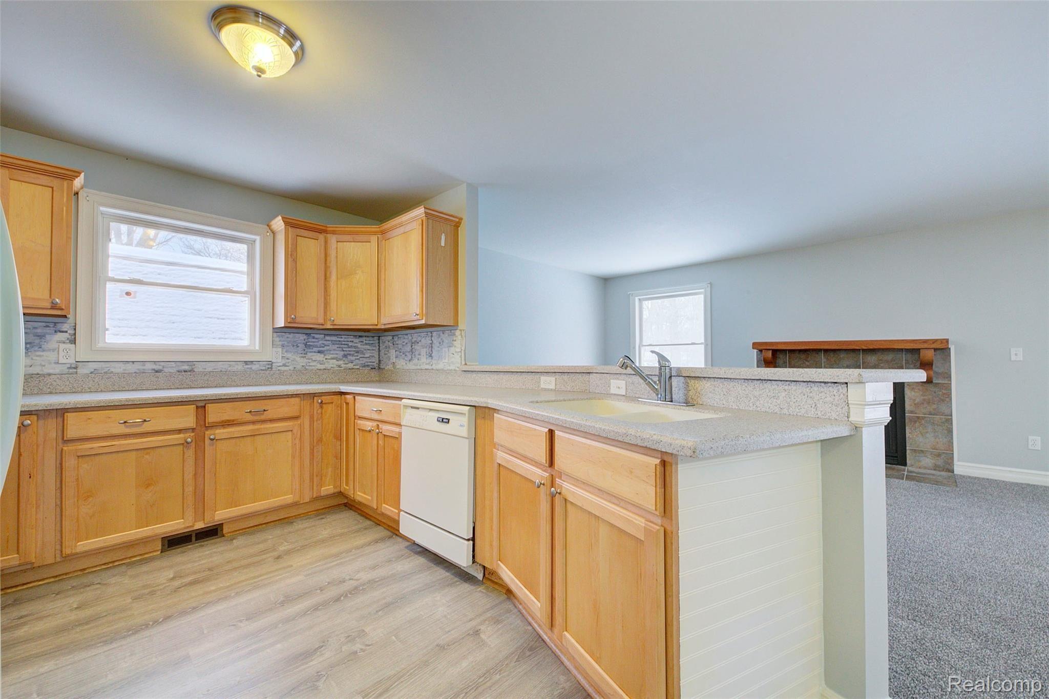 6935 Rickett Road Brighton, MI 48116 - Photo 13 of 33 930A1161_2_3.jpg