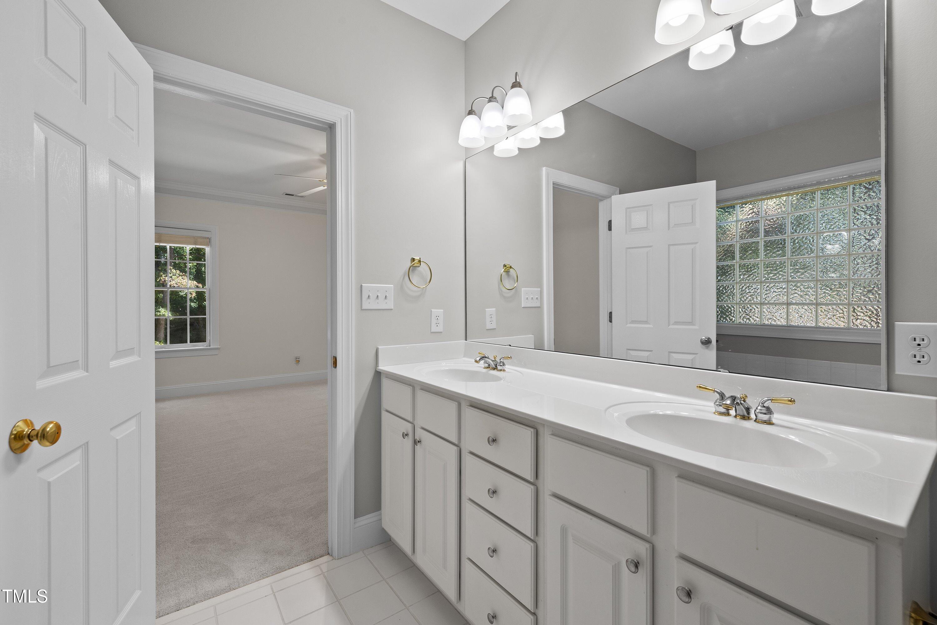 3537 Layton Ridge Drive Apex, NC 27539 - Photo 38 of 61 39-3537 Layton Ridge Dr _0952