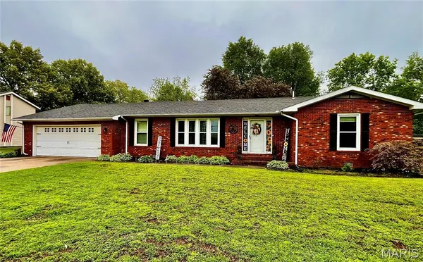 $214,900 | 611 East Cedar Street, Bertrand, MO 63823