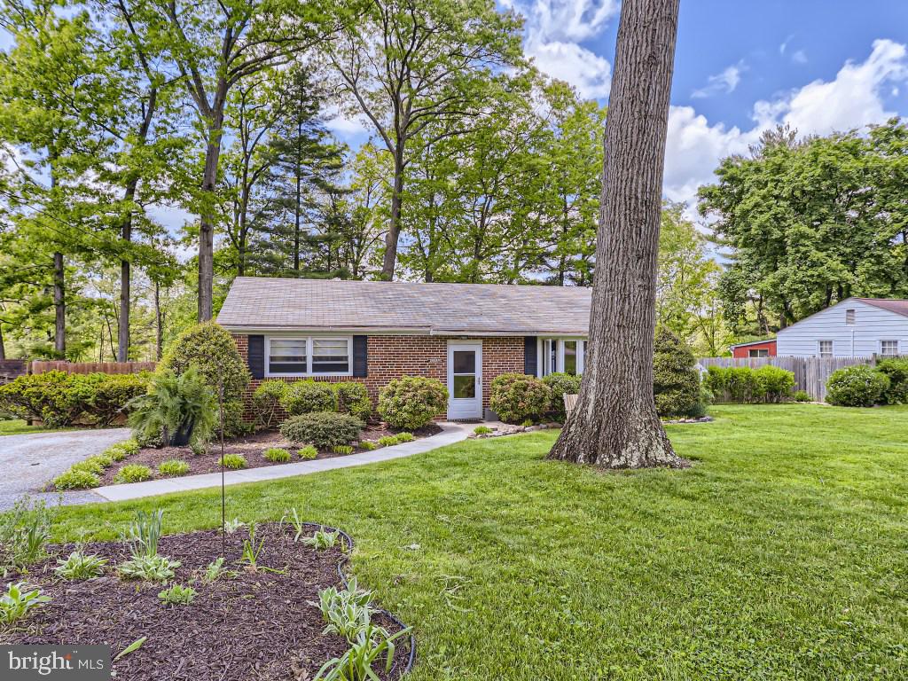 7732 Carter Road Sykesville, MD 21784 - Photo 1 of 27 7732 Carter Rd. - Charming Ranch/Bungalow.