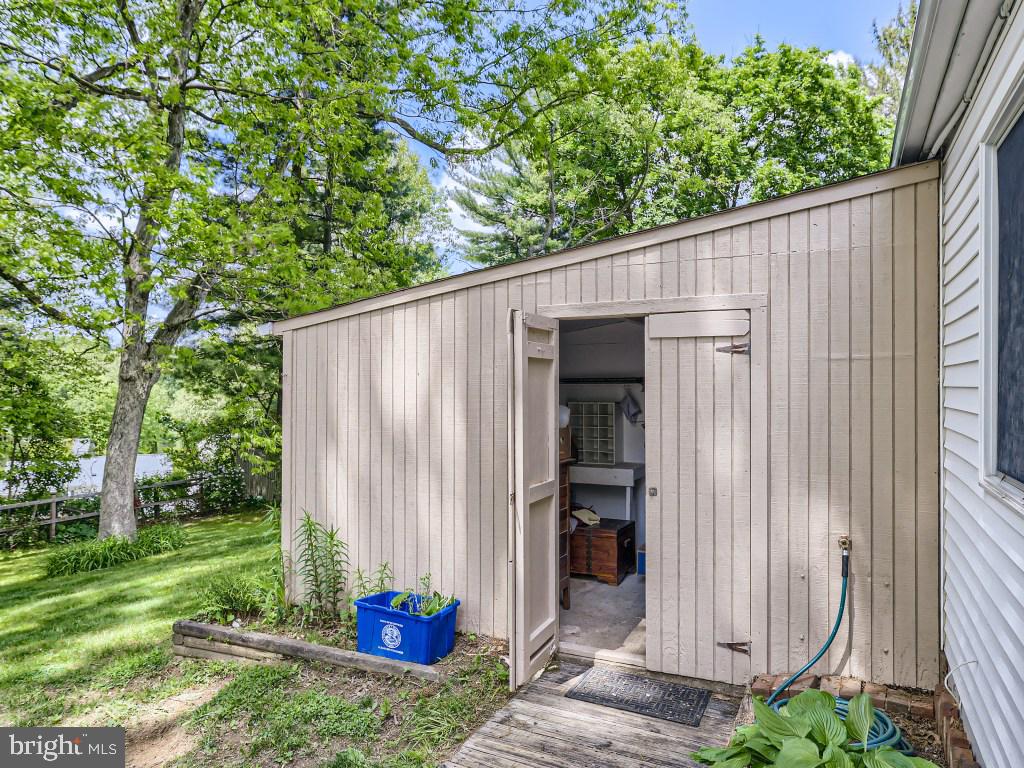 7732 Carter Road Sykesville, MD 21784 - Photo 26 of 27 Attached storage area. Holds oil tank.