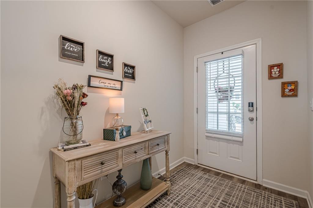 422 Murphy Avenue Canton, GA 30114 - Photo 10 of 63