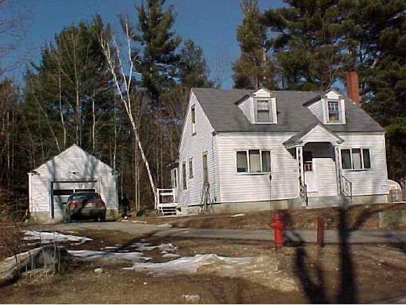 161 Spring Street Farmington, NH 03835 - Photo 1 of 4