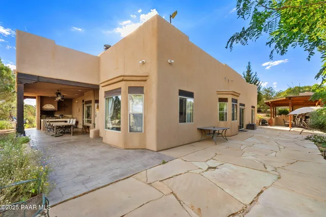 a view of a outdoor space