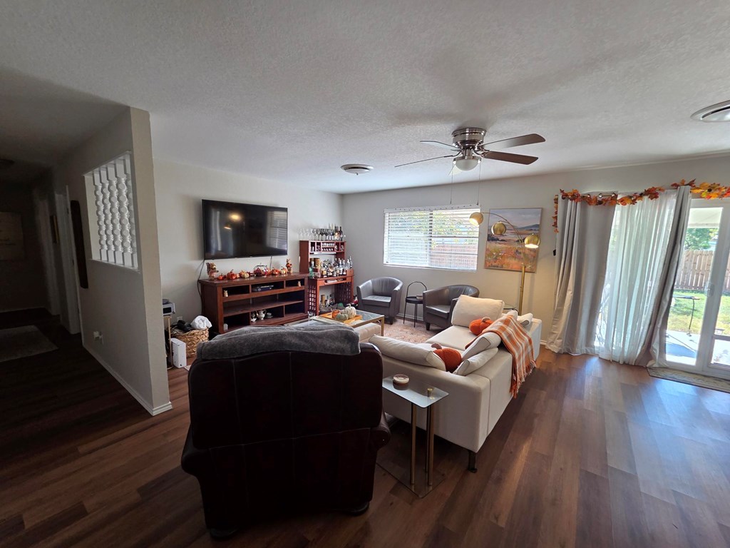 120 Cynthia Drive Kerrville, TX 78028 - Photo 10 of 20