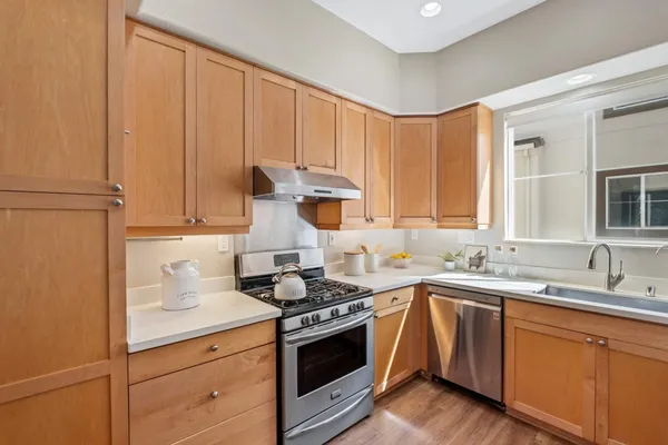 $1,068,000 | 52 Wind Song, Milpitas, CA 95035