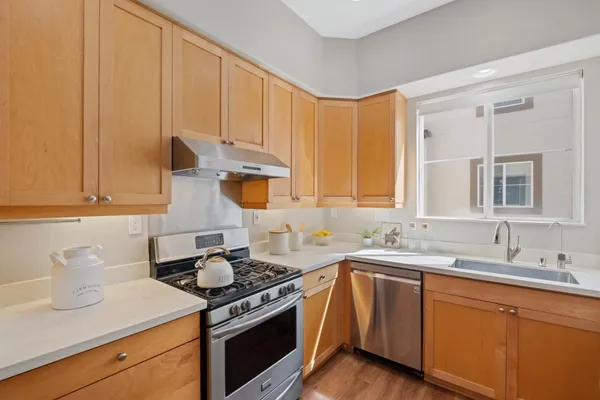 $1,068,000 | 52 Wind Song, Milpitas, CA 95035