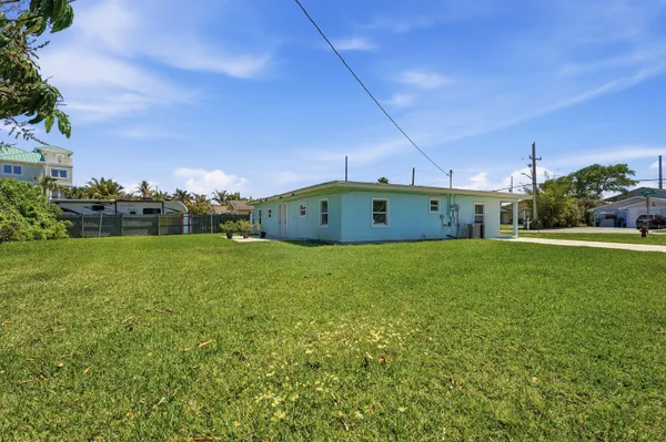 $2,000 | 1400 Binney Drive, Fort Pierce, FL 34949