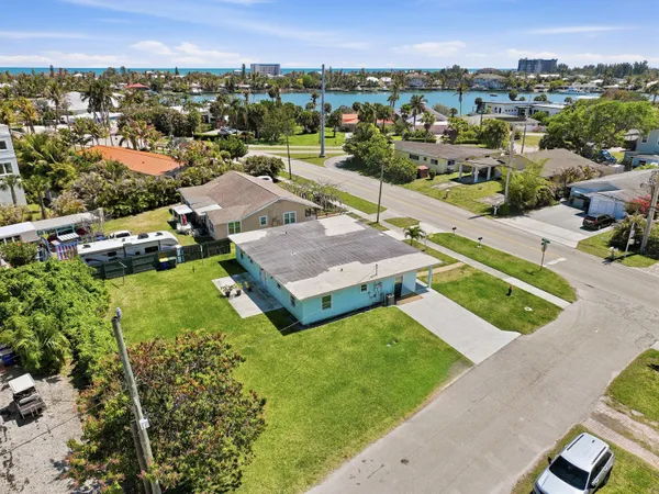 $2,000 | 1400 Binney Drive, Fort Pierce, FL 34949