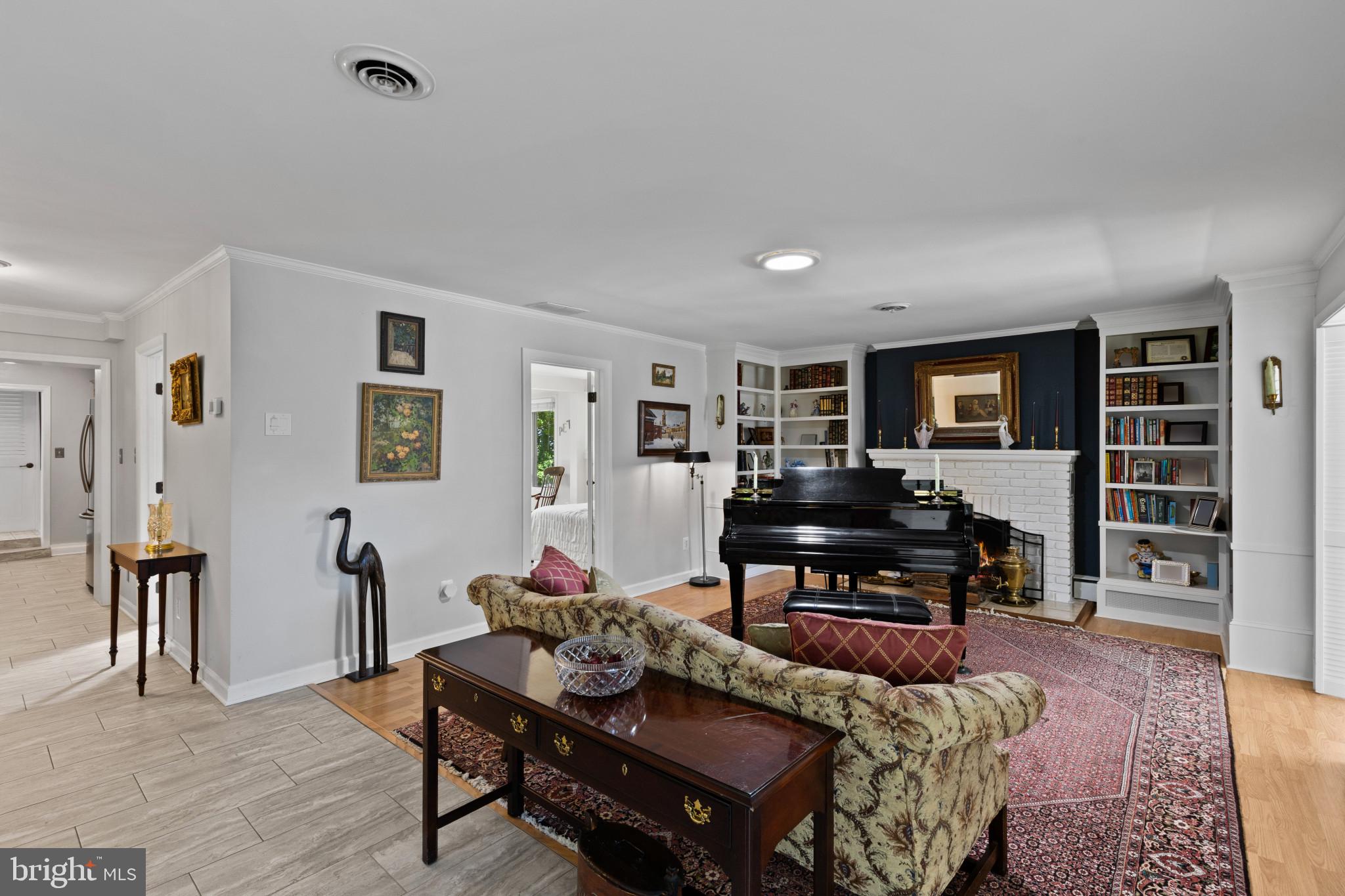 310 Epping Way Annapolis, MD 21401 - Photo 10 of 42 Living room