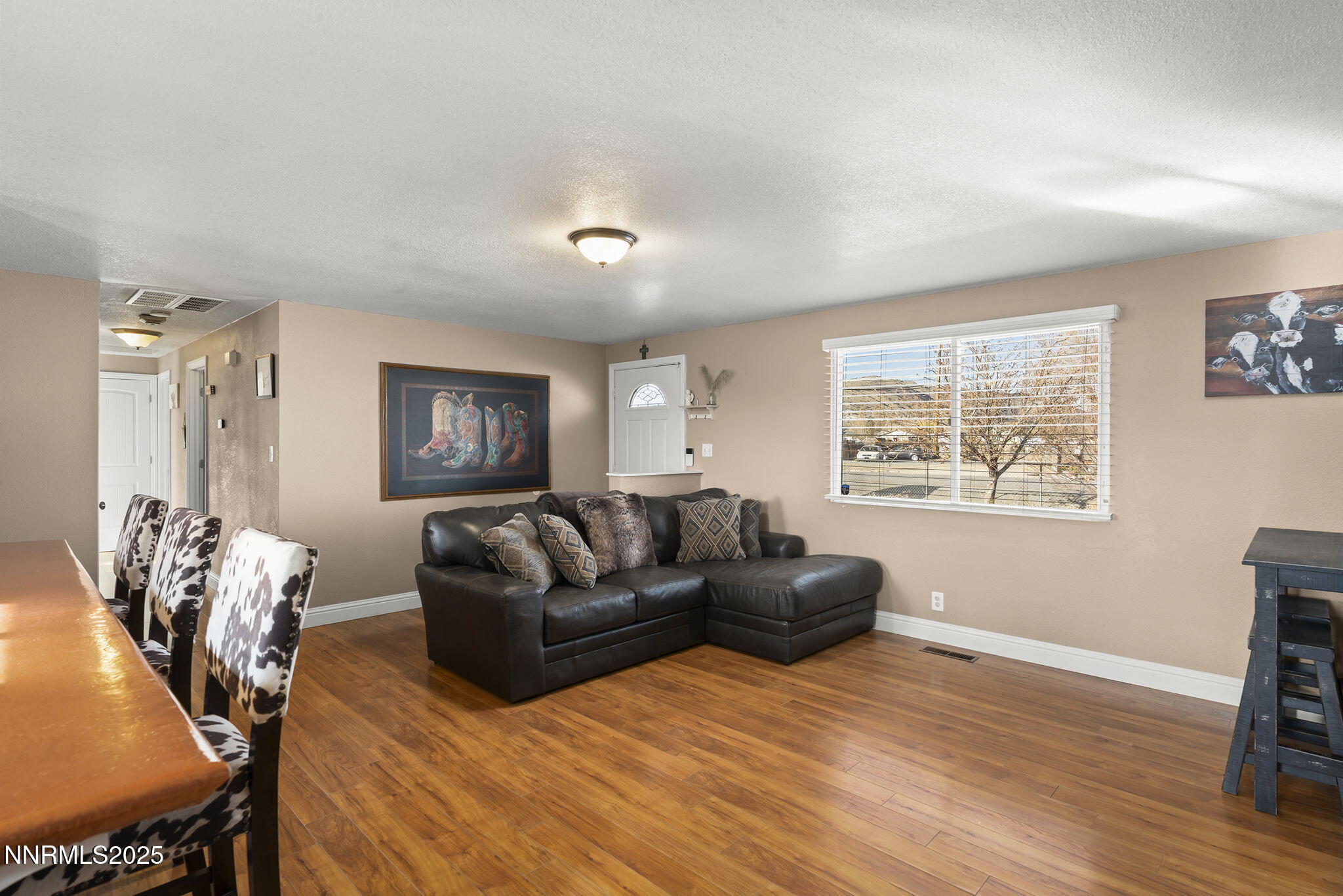 11600 Tupelo Street Reno, NV 89506 - Photo 9 of 23 a living room with furniture window and wooden floor