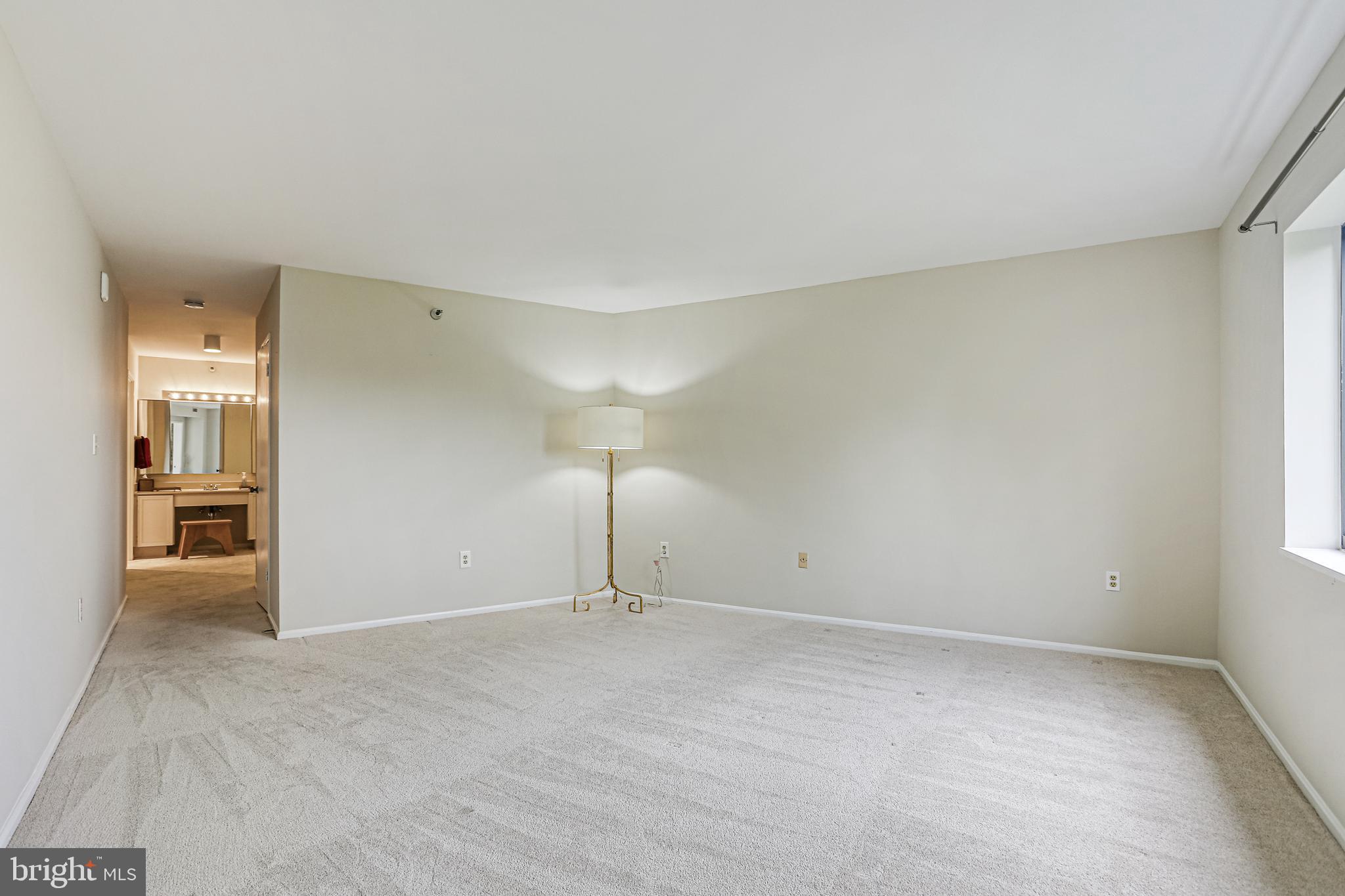 15101 Interlachen Drive, Unit 1504 Silver Spring, MD 20906 - Photo 22 of 37 Primary Bedroom