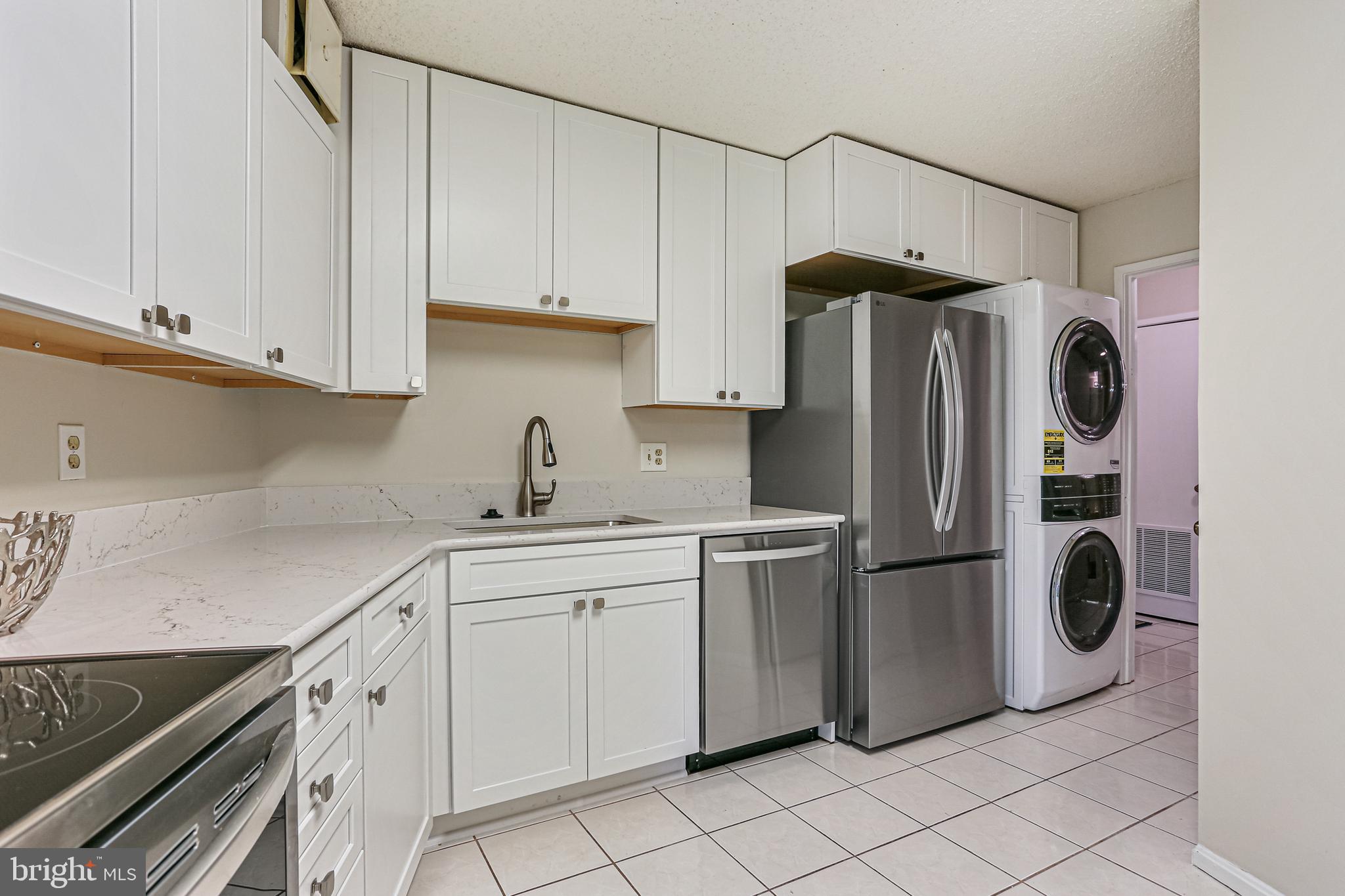 15101 Interlachen Drive, Unit 1504 Silver Spring, MD 20906 - Photo 8 of 37 Kitchen with brand new appliances
