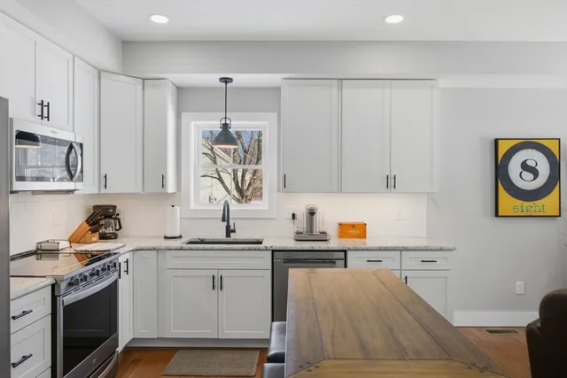 $589,900 | 131 West Street, Unit 131, Easthampton, MA 01027