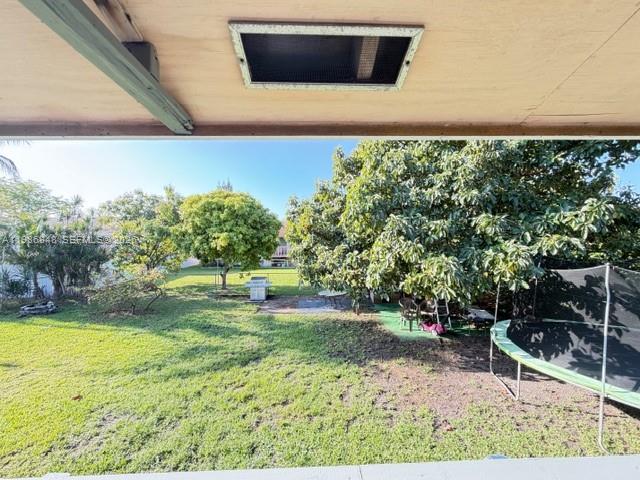 9770 Southwest 210th Street Cutler Bay, FL 33189 - Photo 24 of 32 a view of a outdoor space