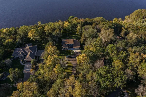 $899,900 | N6493 1323rd Street, Prescott, WI 54021