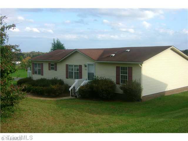 7731 Riverbend Road Claremont, NC 28610 - Photo 3 of 9 Exterior Front.