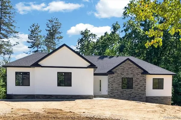 $488,000 | 15157 Worden Road, Holly, MI 48442