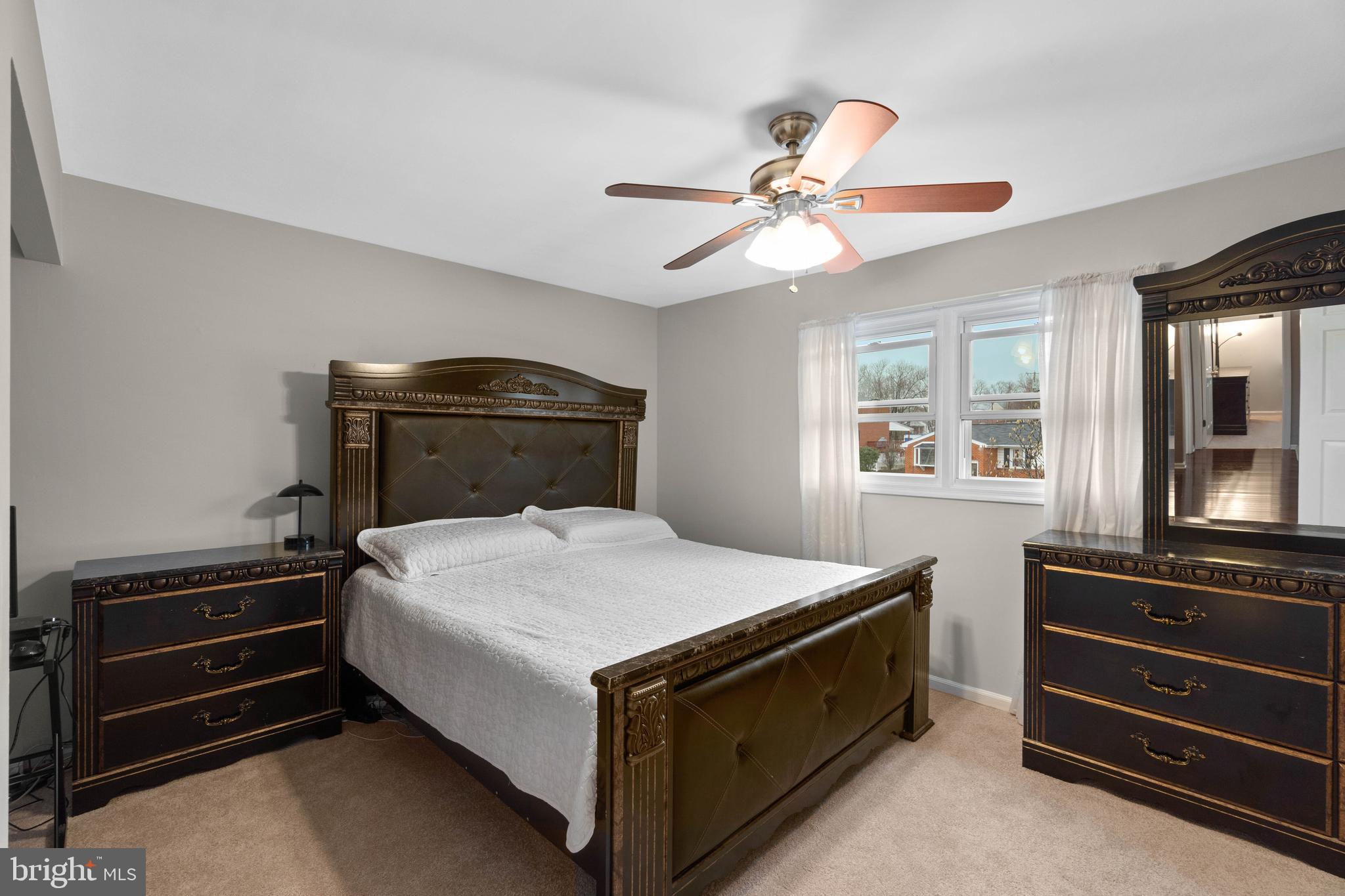 1049 Grovehill Road Baltimore, MD 21227 - Photo 12 of 27 Primary Bedroom