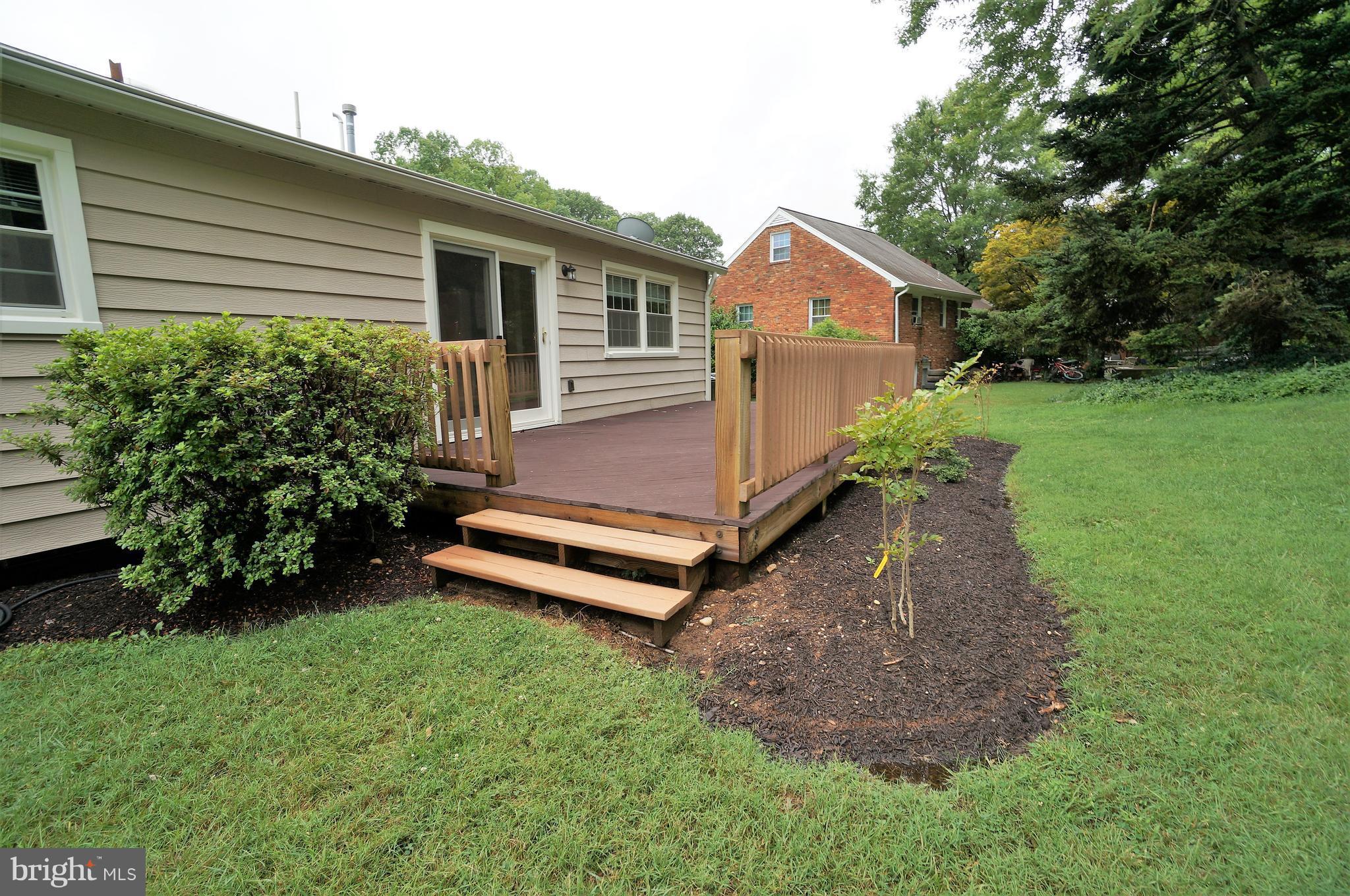 2000 Edgewater Parkway Silver Spring, MD 20903 - Photo 26 of 29 Exterior (Rear)