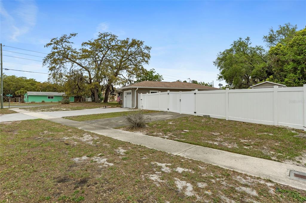 7367 Gates Circle Spring Hill, FL 34606 - Photo 2 of 28