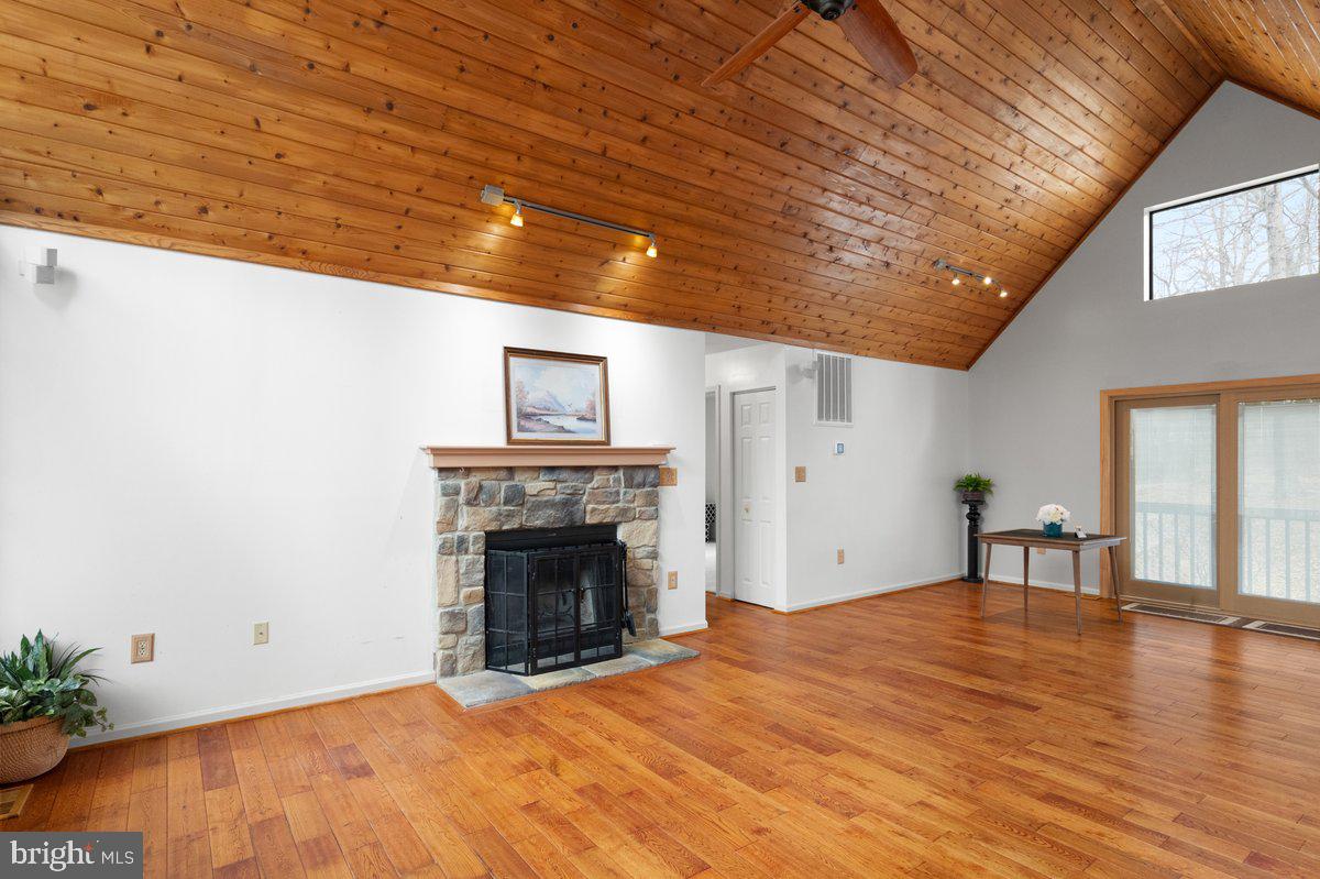 293 Sourmash Road Harpers Ferry, WV 25425 - Photo 3 of 30 Beautiful Wood Floors & Cathedral Ceiling