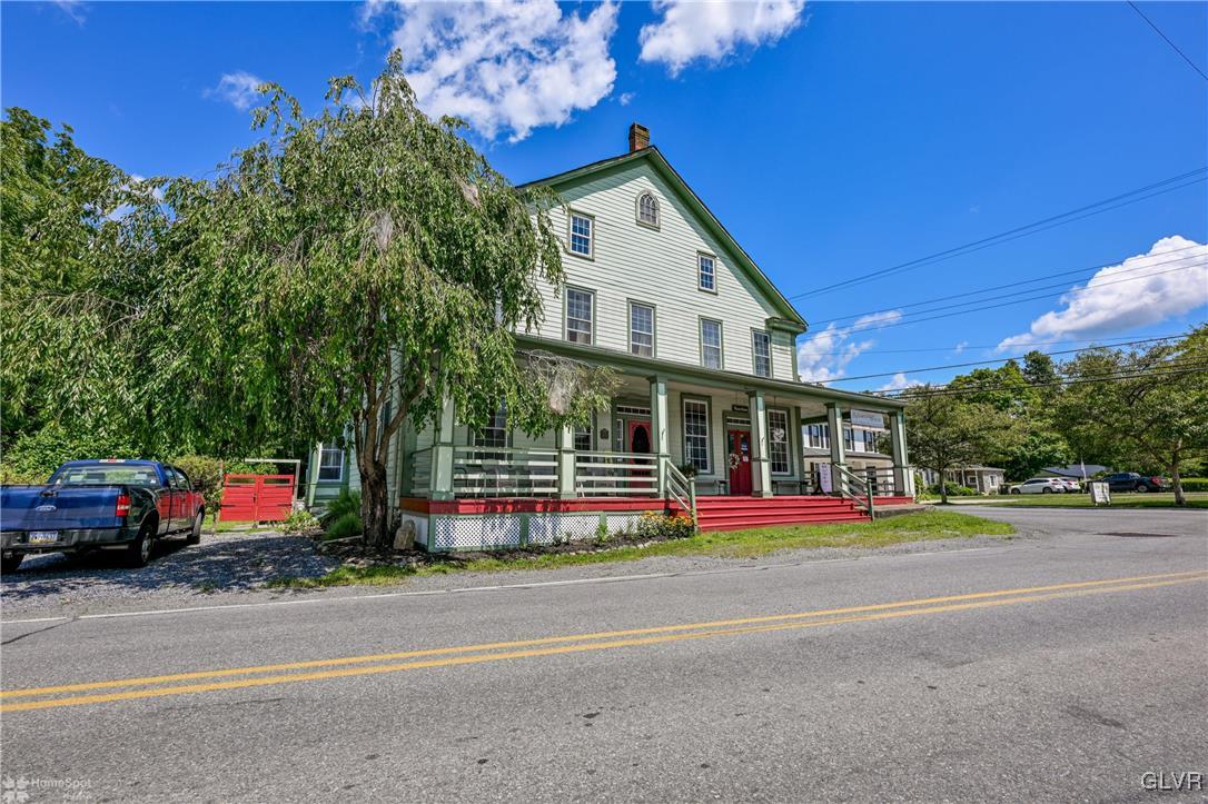 2242 Ridge Road Bangor, PA 18013 - Photo 2 of 49 Gallery Image 2
